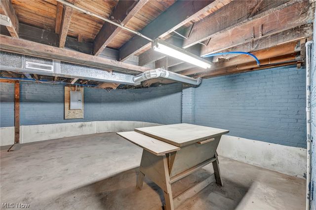 3471 W 41st Street, Cleveland, OH 44109