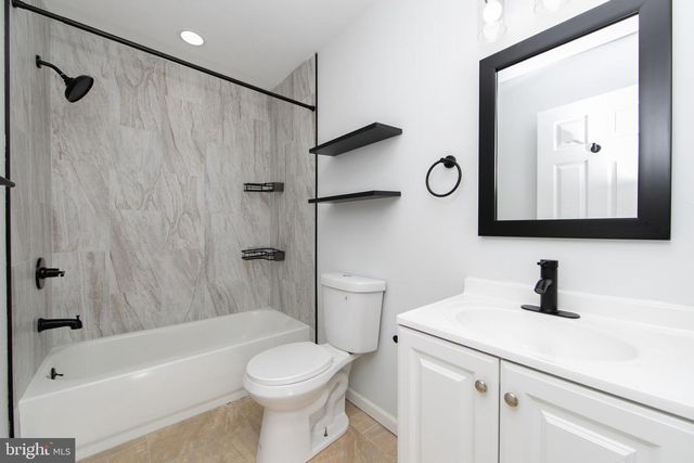 37 JAMES RUN, Cherry Hill, NJ 08002