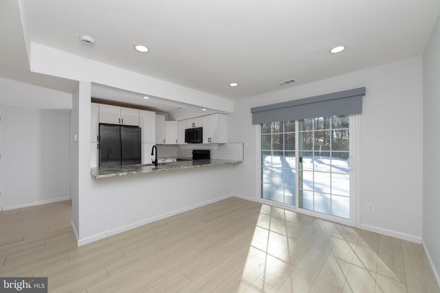 37 JAMES RUN, Cherry Hill, NJ 08002