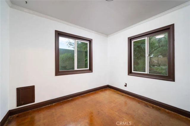 102 S Burnaby Drive, Glendora, CA 91741