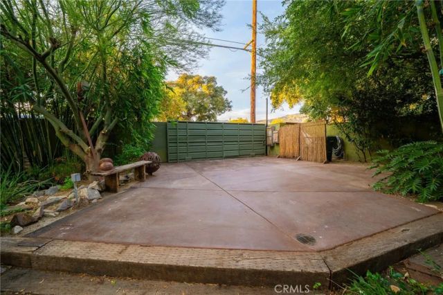 102 S Burnaby Drive, Glendora, CA 91741