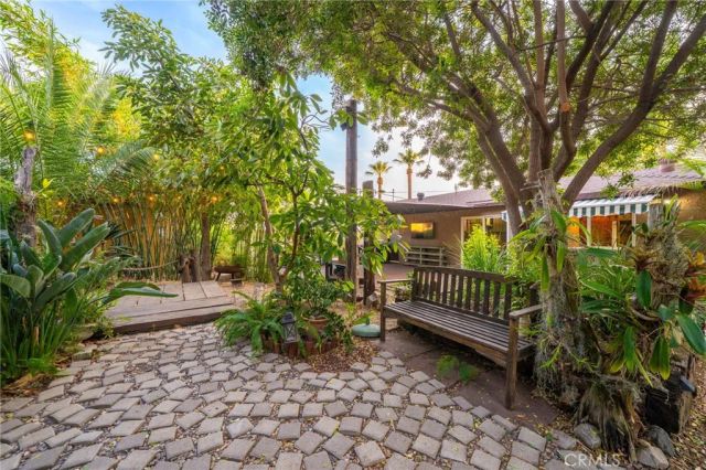 102 S Burnaby Drive, Glendora, CA 91741