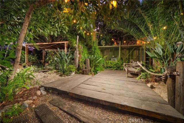 102 S Burnaby Drive, Glendora, CA 91741