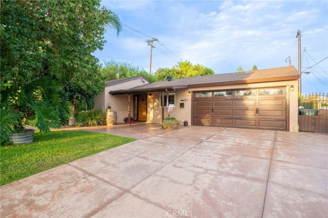 102 S Burnaby Drive, Glendora, CA 91741