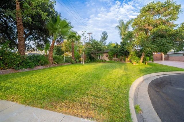102 S Burnaby Drive, Glendora, CA 91741