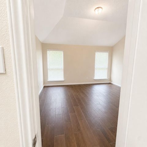 17523 Port O Call Street, Crosby, TX 77532