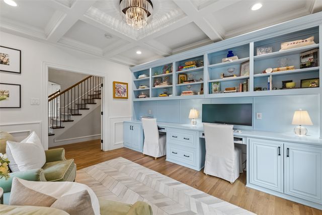 6151 Palo Pinto Avenue, Dallas, TX 75214