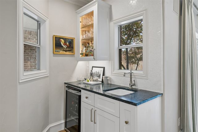 6151 Palo Pinto Avenue, Dallas, TX 75214