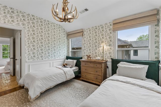 6151 Palo Pinto Avenue, Dallas, TX 75214