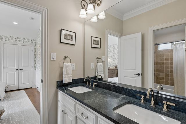 6151 Palo Pinto Avenue, Dallas, TX 75214