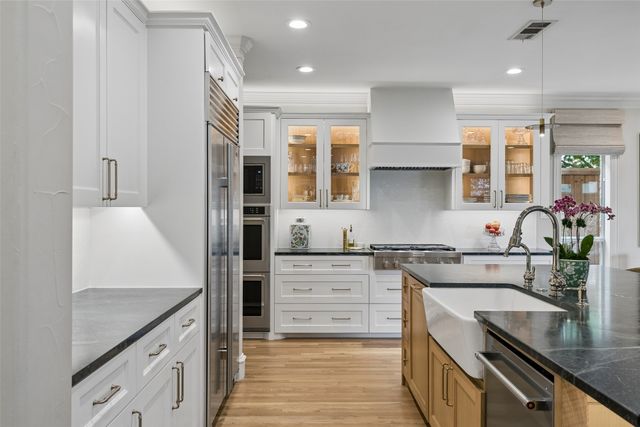 6151 Palo Pinto Avenue, Dallas, TX 75214