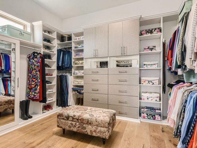 240 Townes CT, Dripping Springs, TX 78620