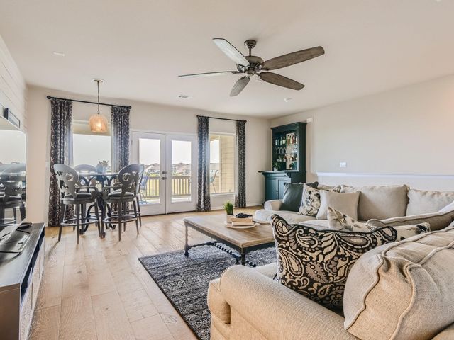 240 Townes CT, Dripping Springs, TX 78620