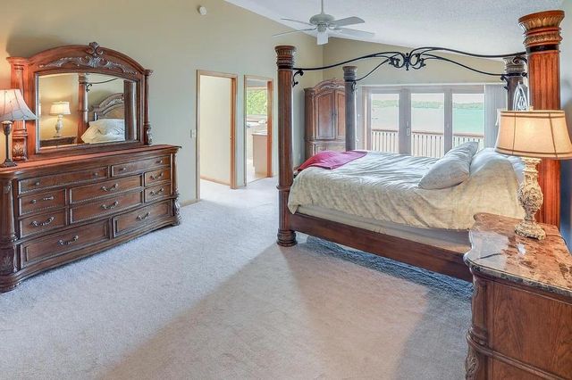 16926 Grays Bay Boulevard, Minnetonka, MN 55391