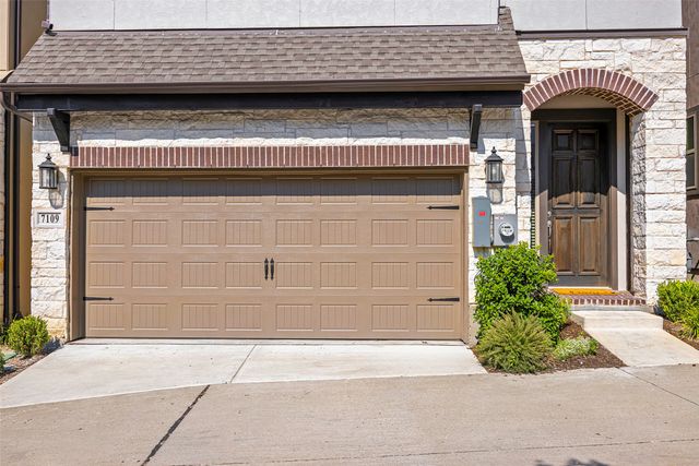 7109 Mistflower Lane, Dallas, TX 75231