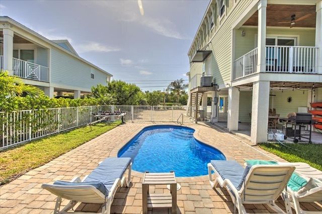 227 Sombrero Beach Rd # 1, Marathon, FL 33050