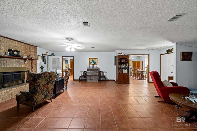 19801 County Road 9, Silverhill, AL 36576