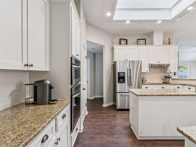 1832 Sunnybrook DR, New Braunfels, TX 78130