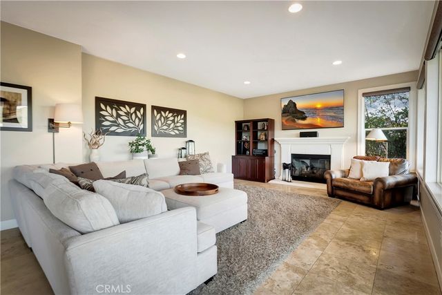 3980 Leighton Point Rd., Calabasas, CA 91301