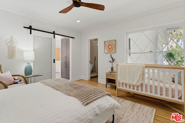 22140 Ybarra Road, Woodland Hills, CA 91364