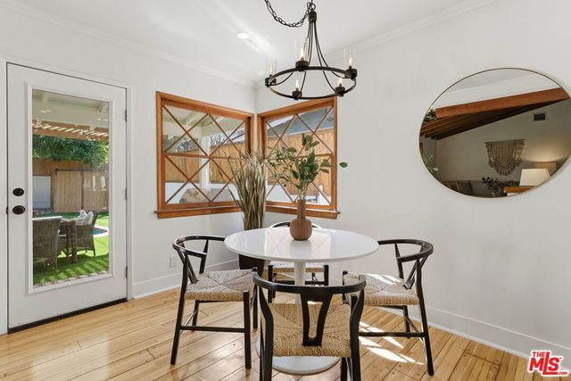 22140 Ybarra Road, Woodland Hills, CA 91364