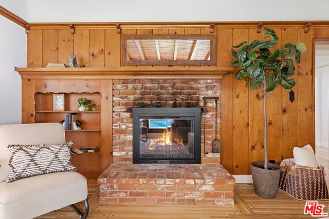 22140 Ybarra Road, Woodland Hills, CA 91364