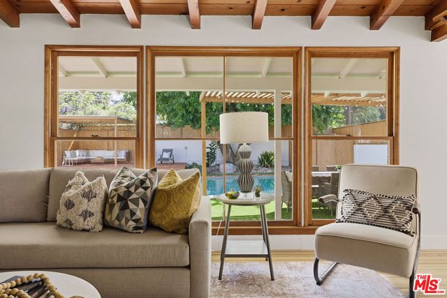 22140 Ybarra Road, Woodland Hills, CA 91364