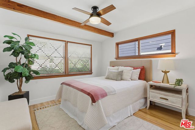 22140 Ybarra Road, Woodland Hills, CA 91364