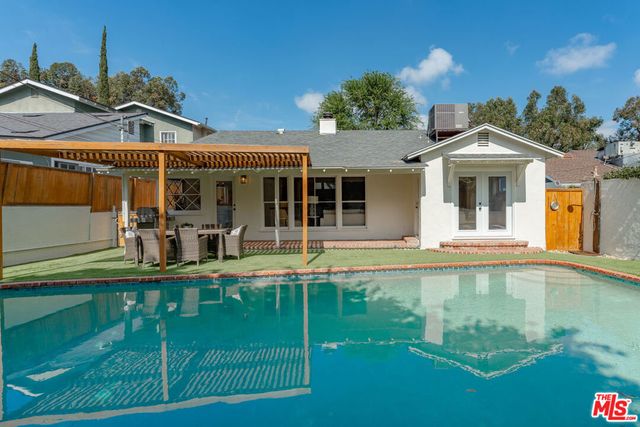 22140 Ybarra Road, Woodland Hills, CA 91364