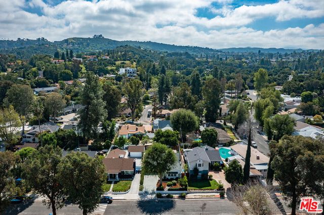 22140 Ybarra Road, Woodland Hills, CA 91364