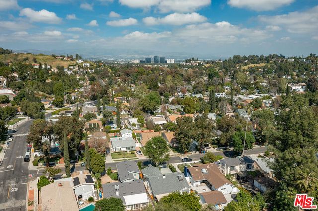 22140 Ybarra Road, Woodland Hills, CA 91364