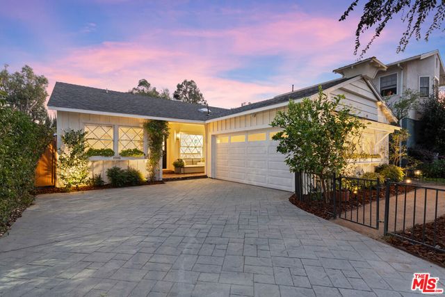 22140 Ybarra Road, Woodland Hills, CA 91364