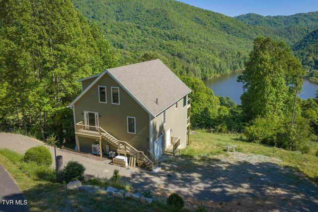 683 Lakeridge Drive, Butler, TN 37640
