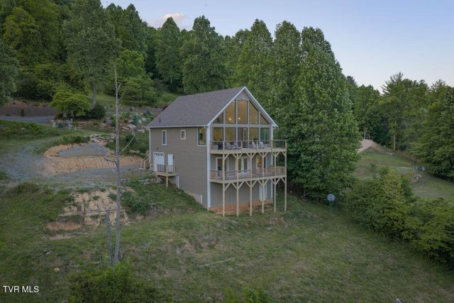 683 Lakeridge Drive, Butler, TN 37640