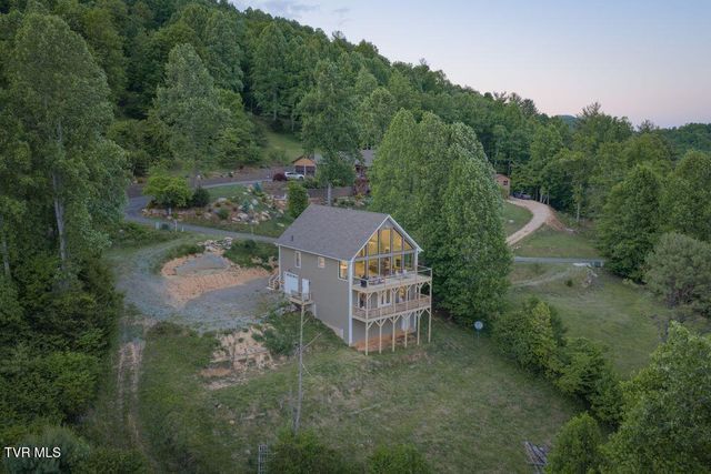 683 Lakeridge Drive, Butler, TN 37640