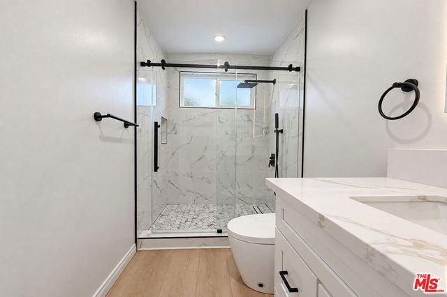 1832 N Summit Avenue, Pasadena, CA 91103
