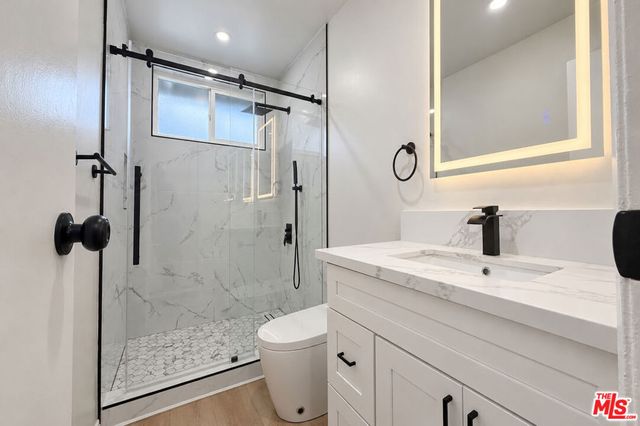 1832 N Summit Avenue, Pasadena, CA 91103