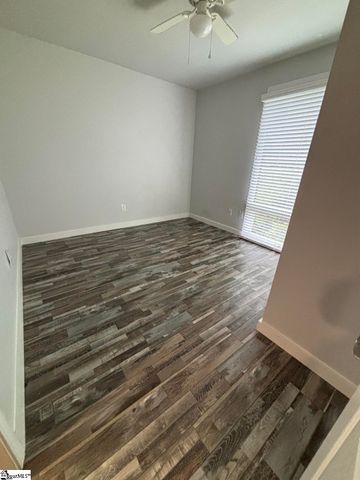 311 W Earle Street Unit B31, Greenville, SC 29609