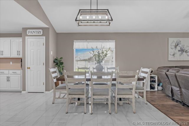 21411 E 36th Street S, Broken Arrow, OK 74014