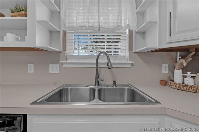 21411 E 36th Street S, Broken Arrow, OK 74014