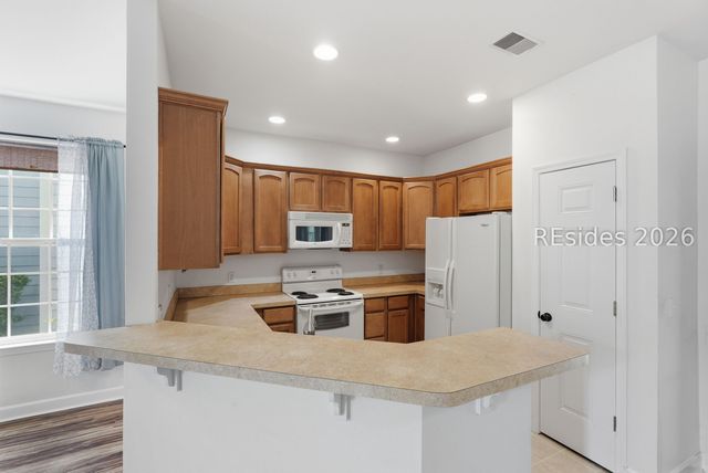 8 Winterberry Ln, Bluffton, SC 29910