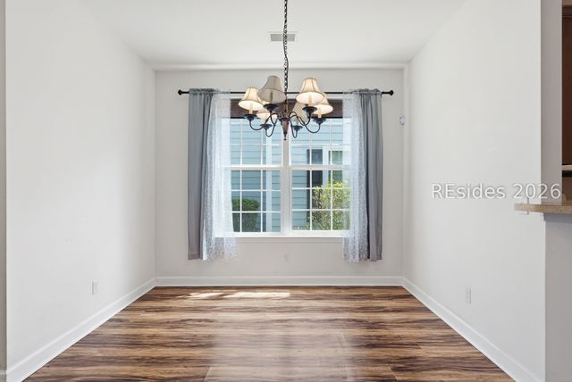 8 Winterberry Ln, Bluffton, SC 29910