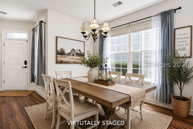 8 Winterberry Ln, Bluffton, SC 29910