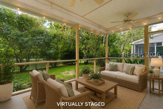 8 Winterberry Ln, Bluffton, SC 29910