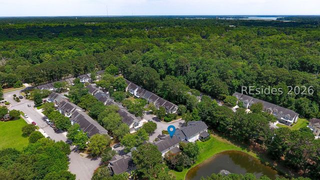 8 Winterberry Ln, Bluffton, SC 29910