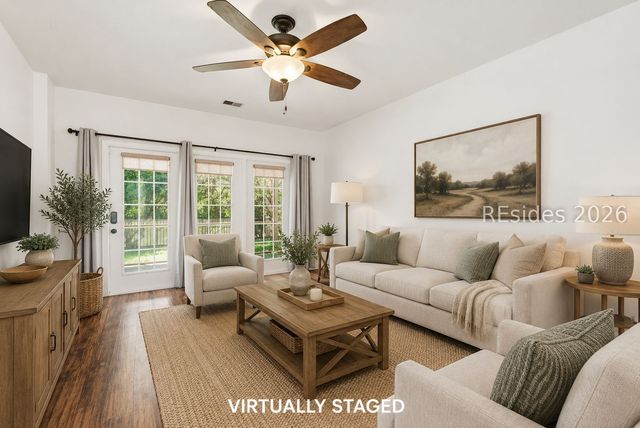 8 Winterberry Ln, Bluffton, SC 29910