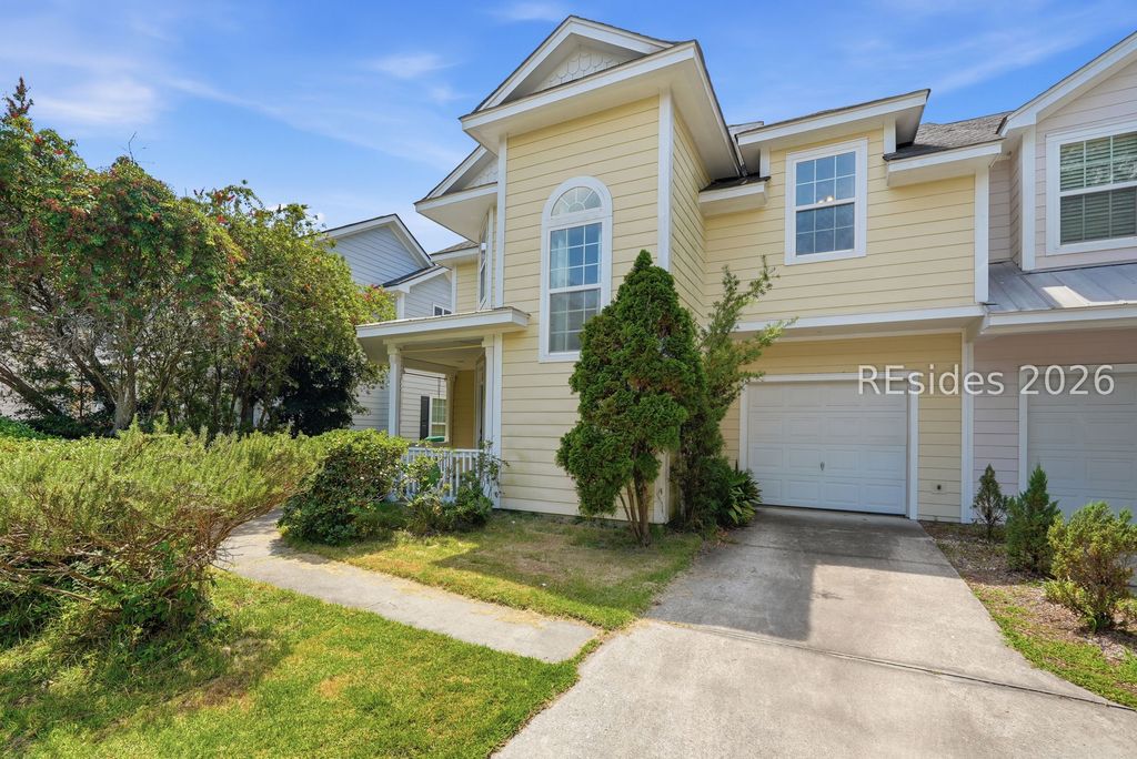 8 Winterberry Ln, Bluffton, SC 29910
