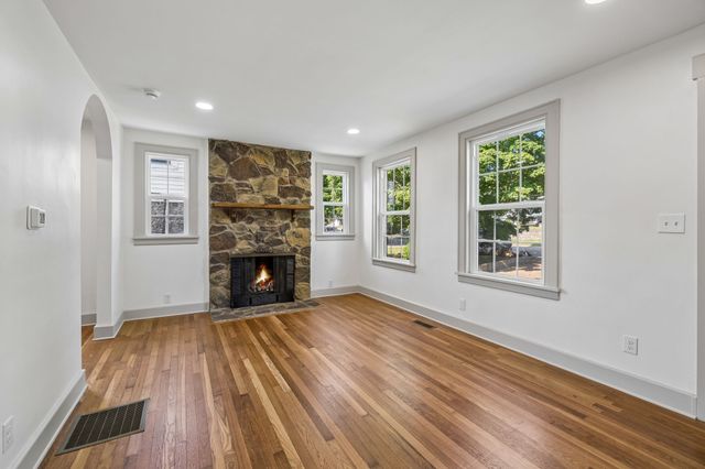 2408A Inga St, Nashville, TN 37206