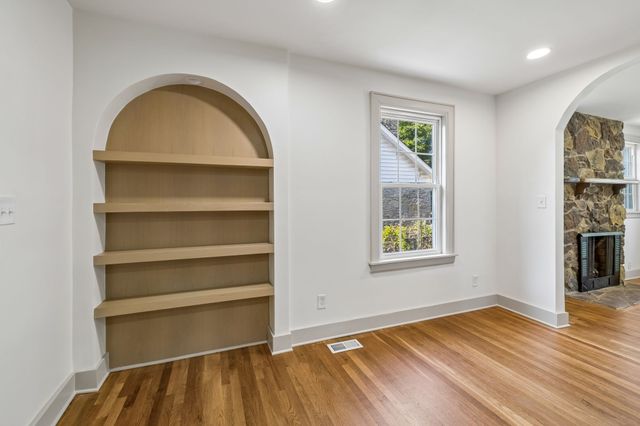 2408A Inga St, Nashville, TN 37206