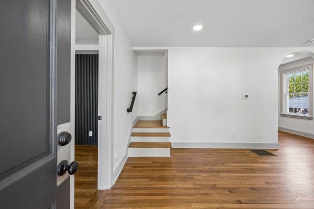 2408A Inga St, Nashville, TN 37206